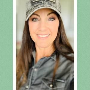 Meet your Posher, Kelli